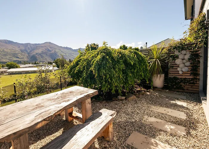 C With Need * Wanaka